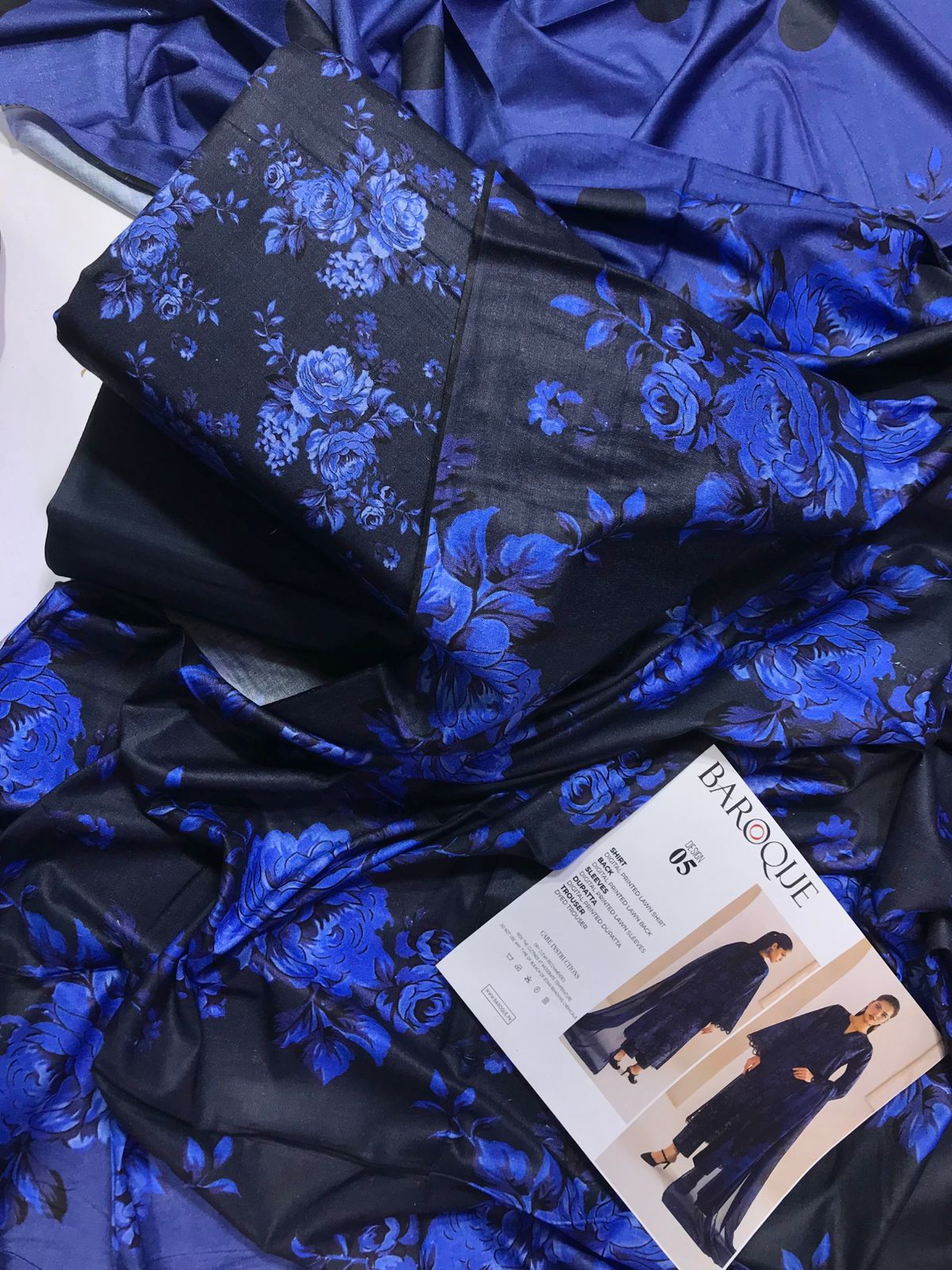 Midnight Sapphire Bloom – 3Pcs Lawn Suit